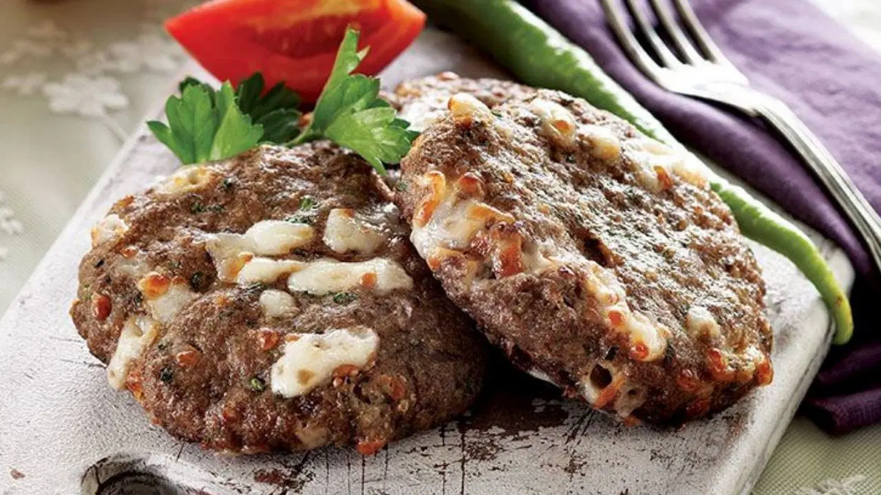 Kaşarlı Köfte