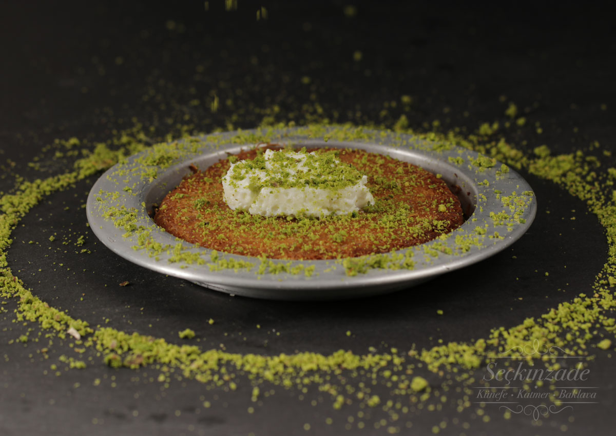 Fıstıklı Peynirli Künefe