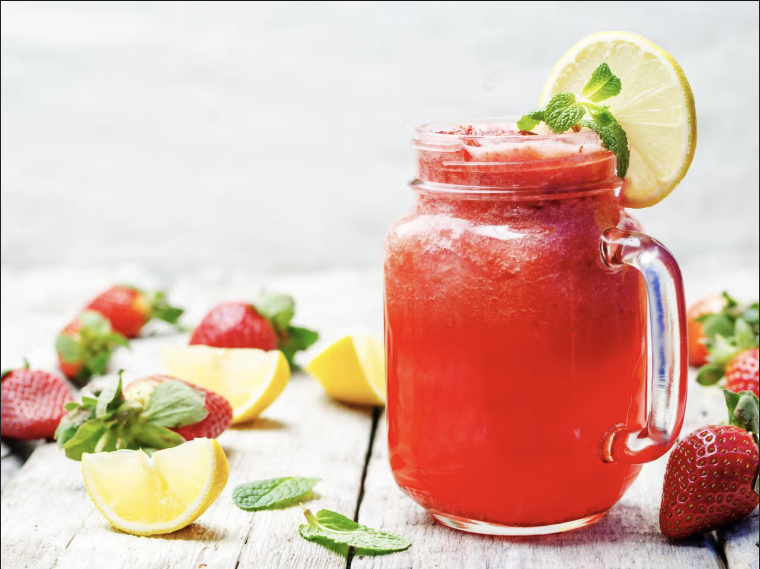 Çilekli Limonata